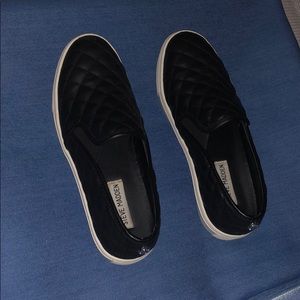 Steve Madden Quilted Slip-ons